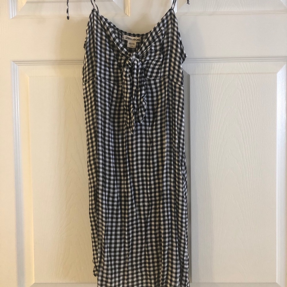 Gingham tie dress